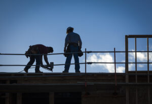 Réforme de la construction : il faut rendre les métiers plus attirants, plus stables et pas le contraire!